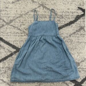 Gap girls kids size small 6-7 blue denim dress adjustable straps cute!!